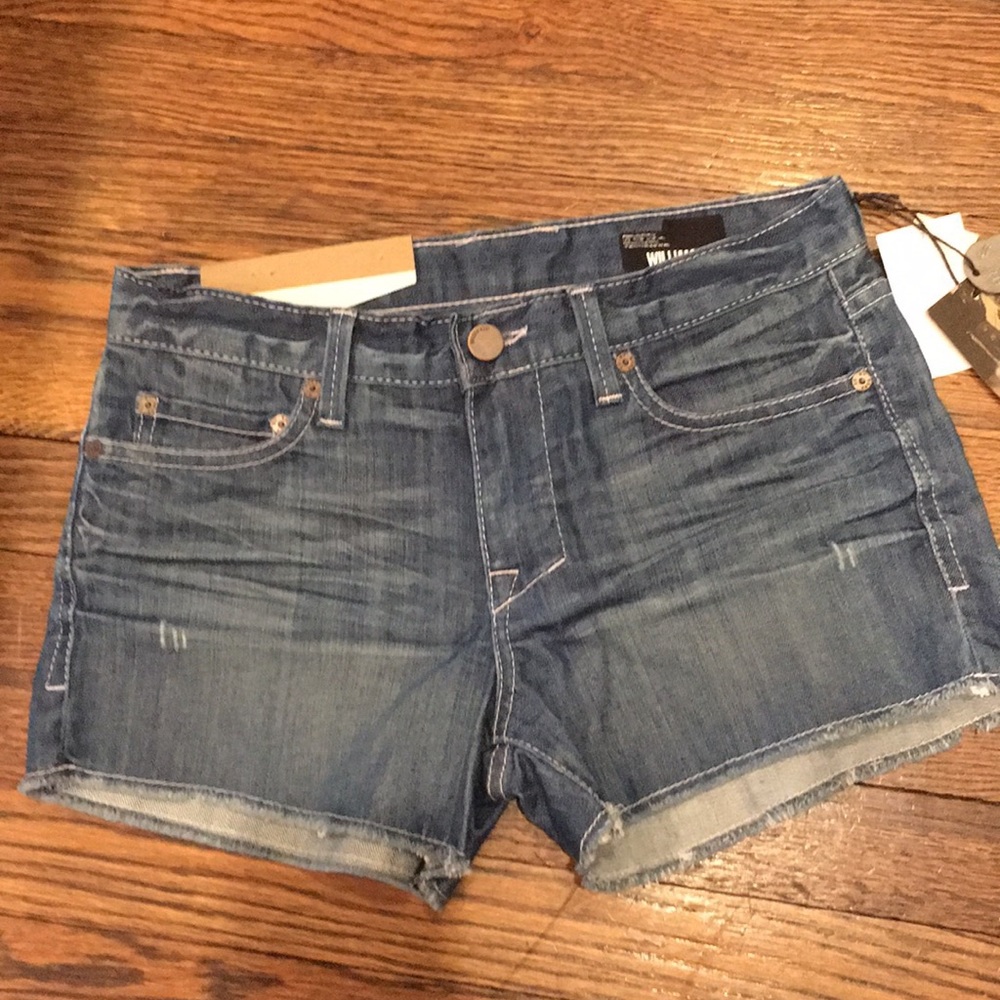 William Rast Jean Shorts Size 26 NWT